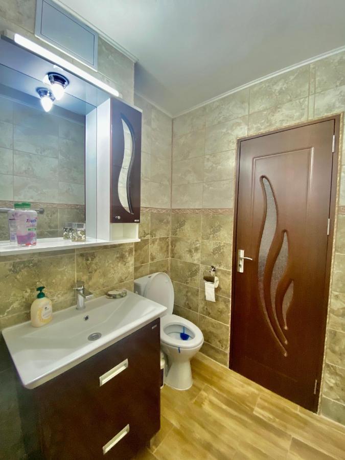 Apartament Sunshine Apartment โอร์โชวา ภายนอก รูปภาพ
